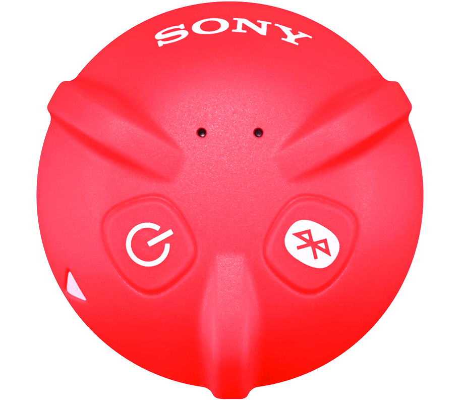 SONY Smart Tennis PC che analizza ogni colpo, con risultati inviati tramite Bluetooth allo smartphone. 230 euro
